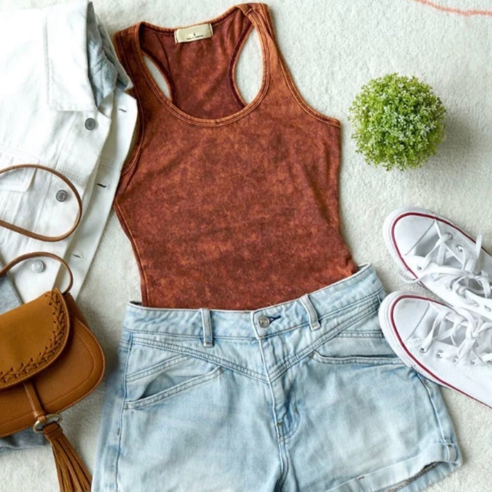 NWT!! Boutique rust bodysuit! ✨